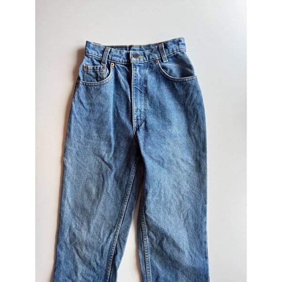 Vintage LEVI'S 531 Medium Rinse Mid Rise Denim Slim Leg Jeans, Size 25 - Picture 2 of 14